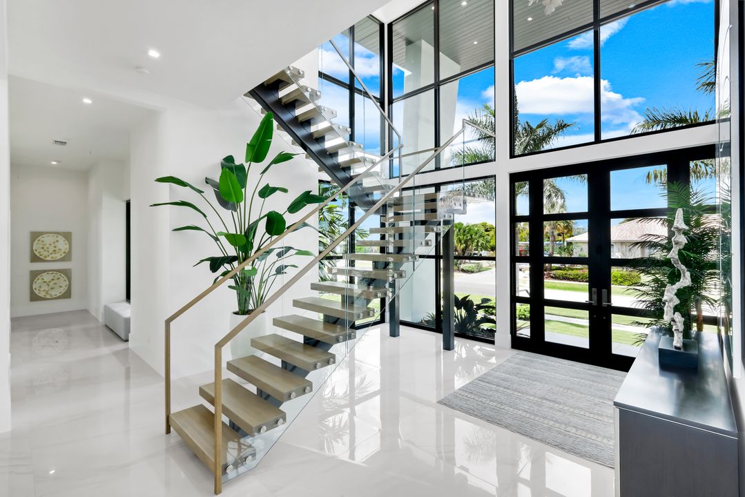 1631 Collingswood Ct, Marco Island, FL 34145