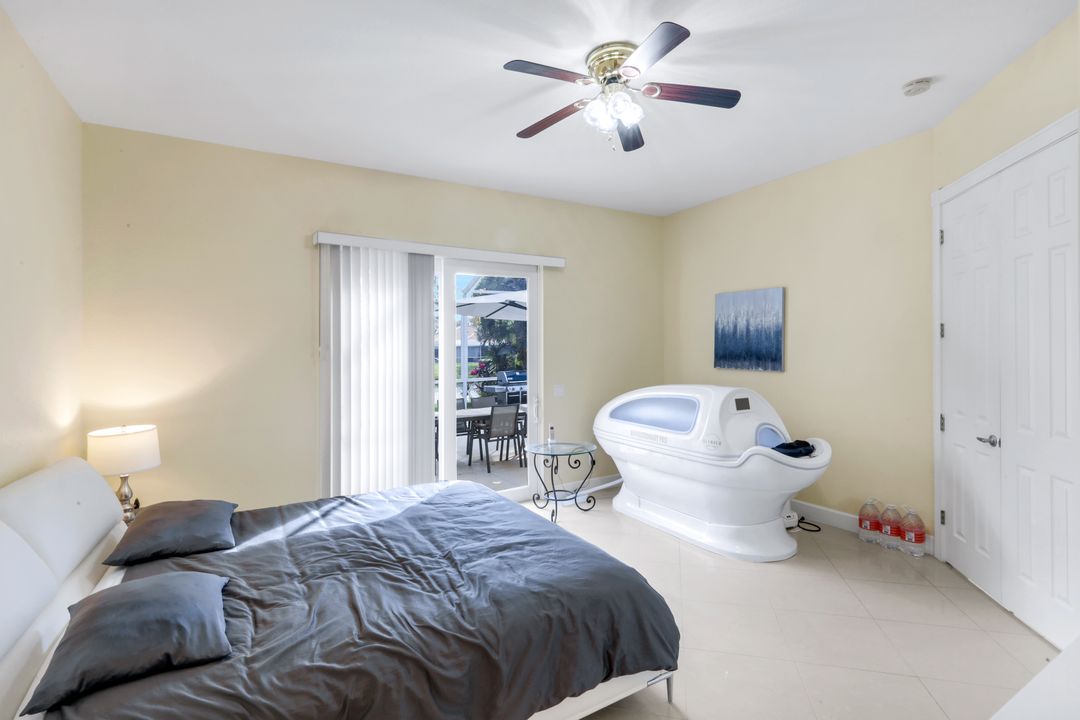 3112 Dominica Way, Naples, FL 34119