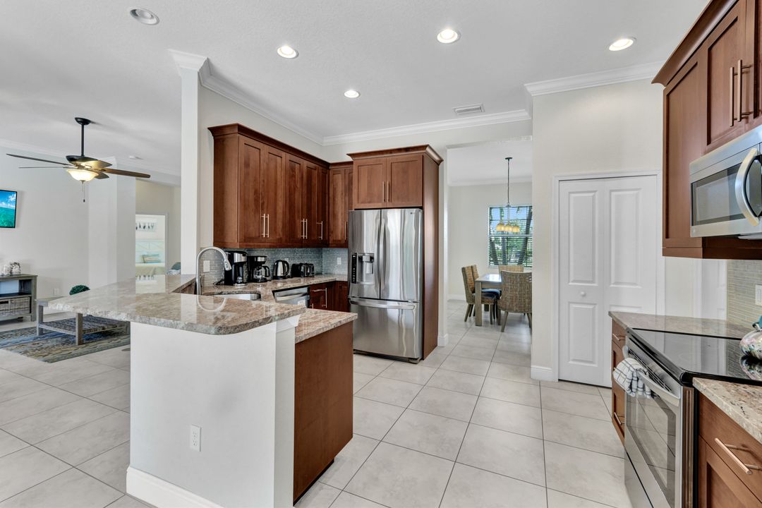 1726 SW 38th Terrace, Cape Coral, FL 33914