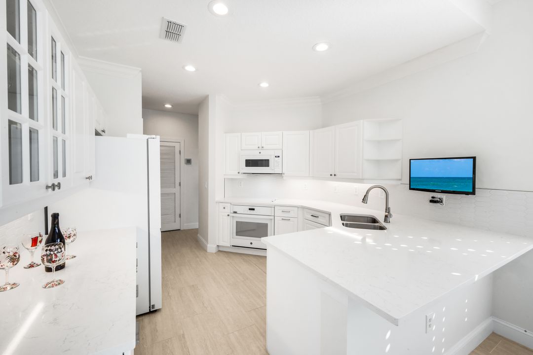 26836 Wyndhurst Ct, Bonita Springs, FL 34134