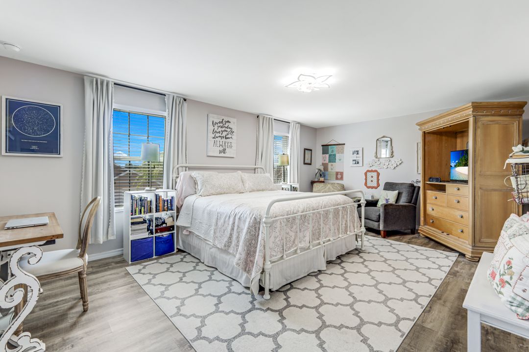 26701 Lincoln Ave, Bonita Springs, FL 34135