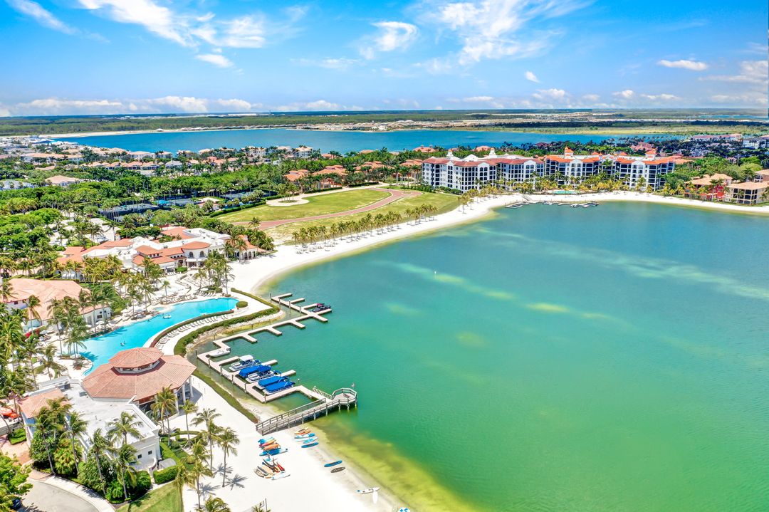 10721 Mirasol Dr #205, Miromar Lakes, FL 33913