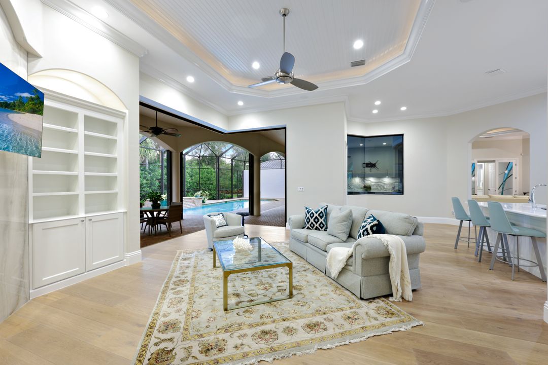 1725 Supreme Ct, Naples, FL 34110