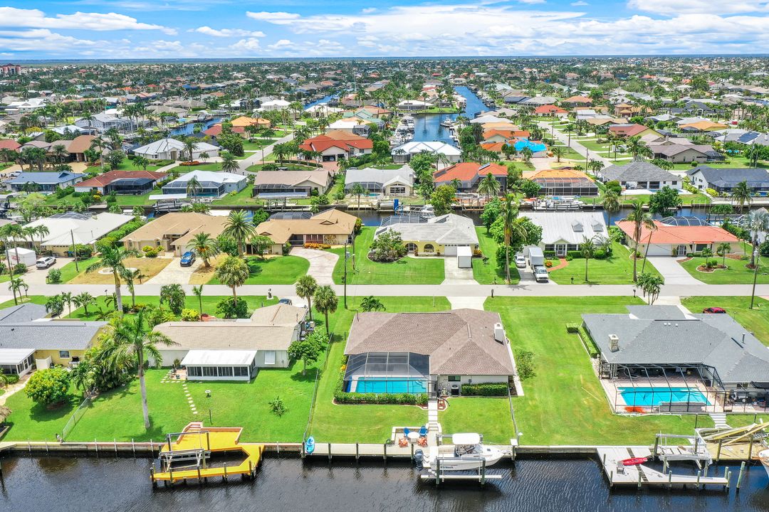 5309 SW 11th Pl, Cape Coral, FL 33914