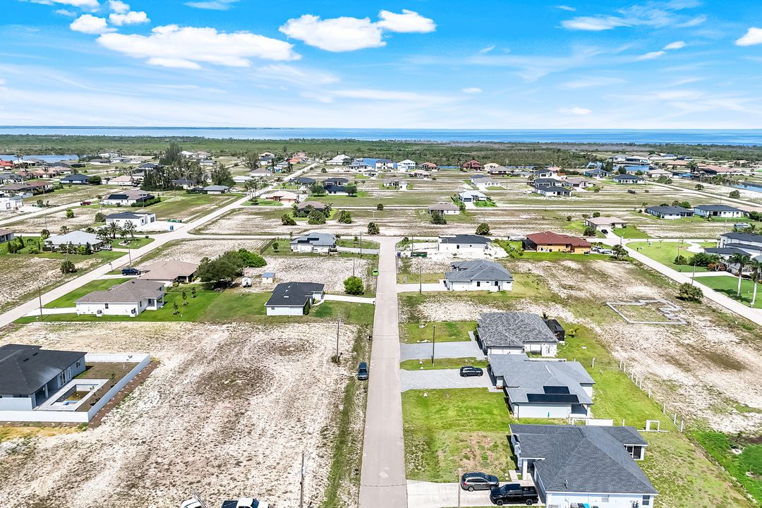 4317 NW 34th Ln, Cape Coral, FL 33993