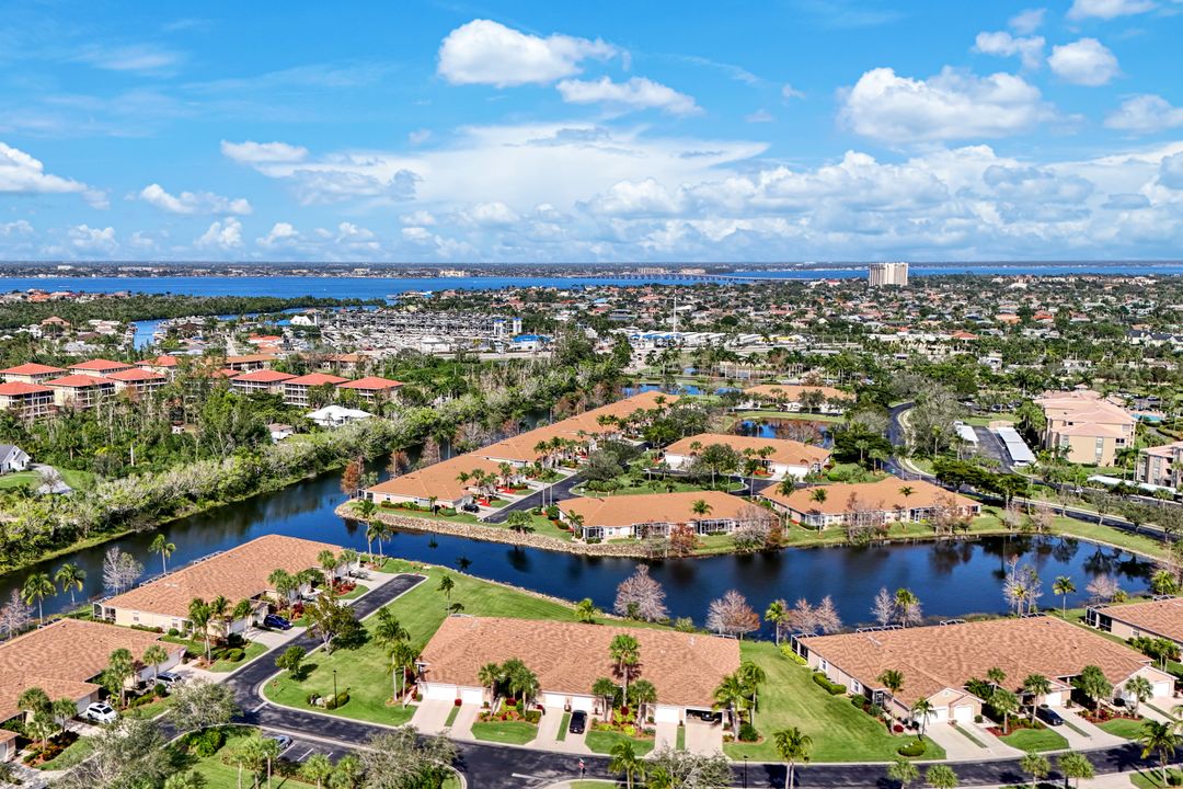 14271 Hilton Head Dr, Fort Myers, FL 33919