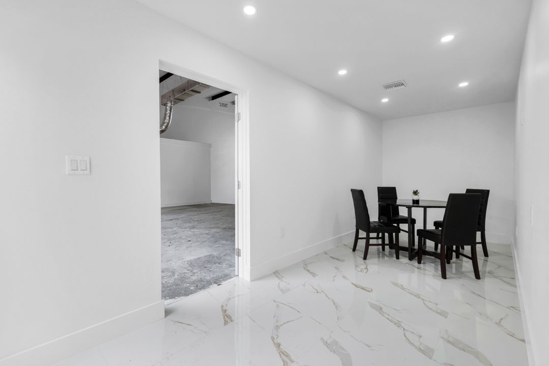 3435 Enterprise Ave #3-4, Naples, FL 34104