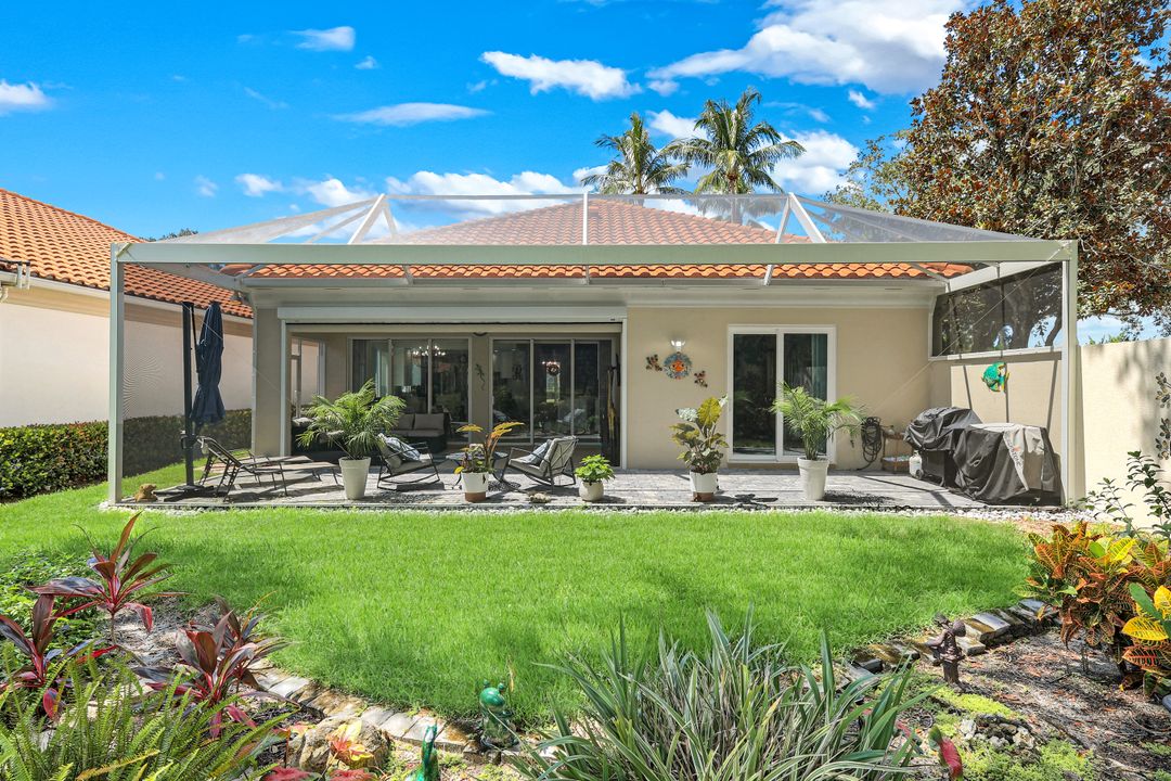 4402 Prescott Ln, Naples, FL 34119
