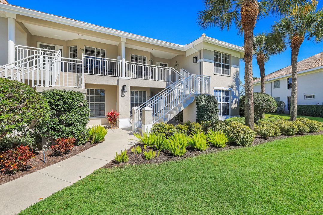 2385 Harmony Ln #204, Naples, FL 34109