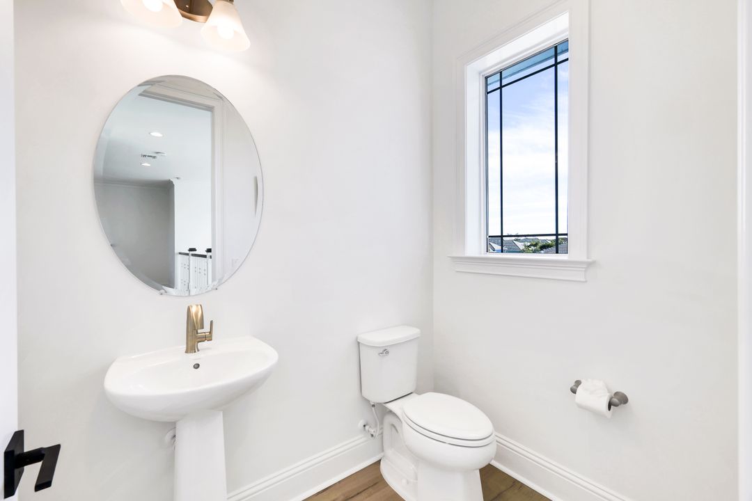 6273 Negril Isle Dr, Naples, FL 34113