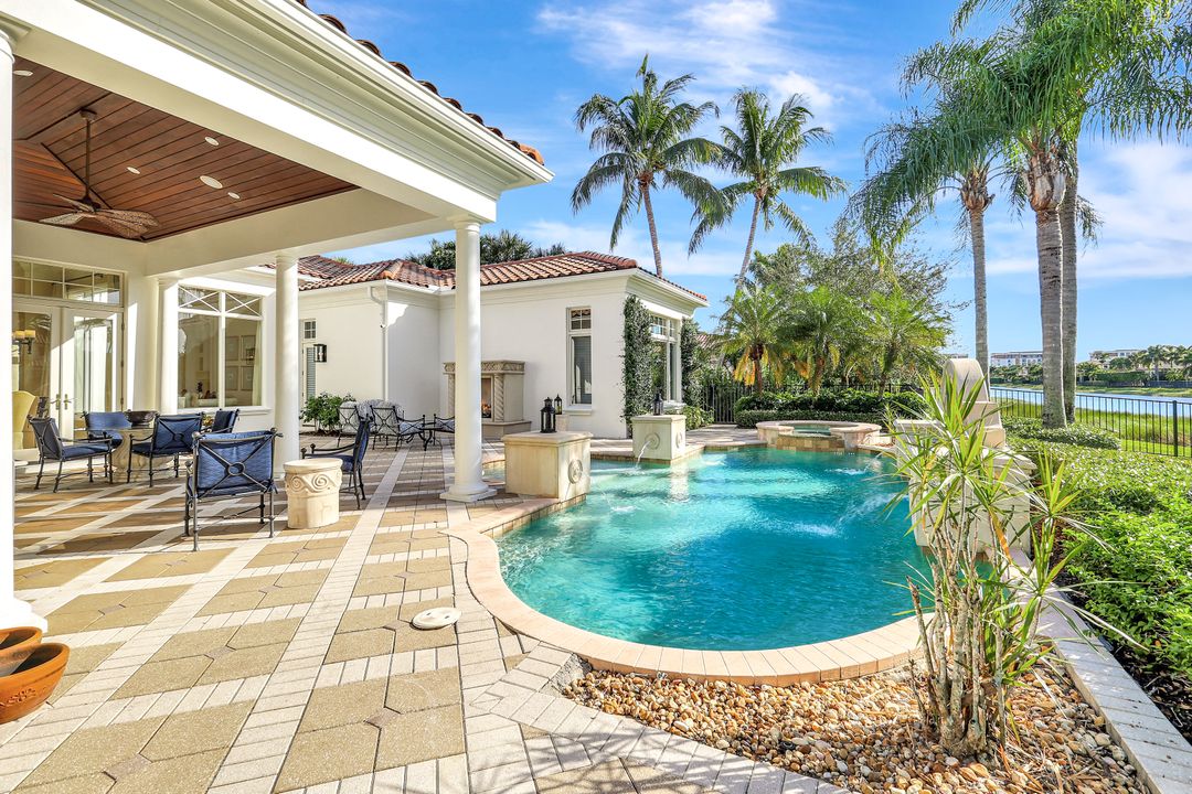 2249 Miramonte Ct, Naples, FL 34105