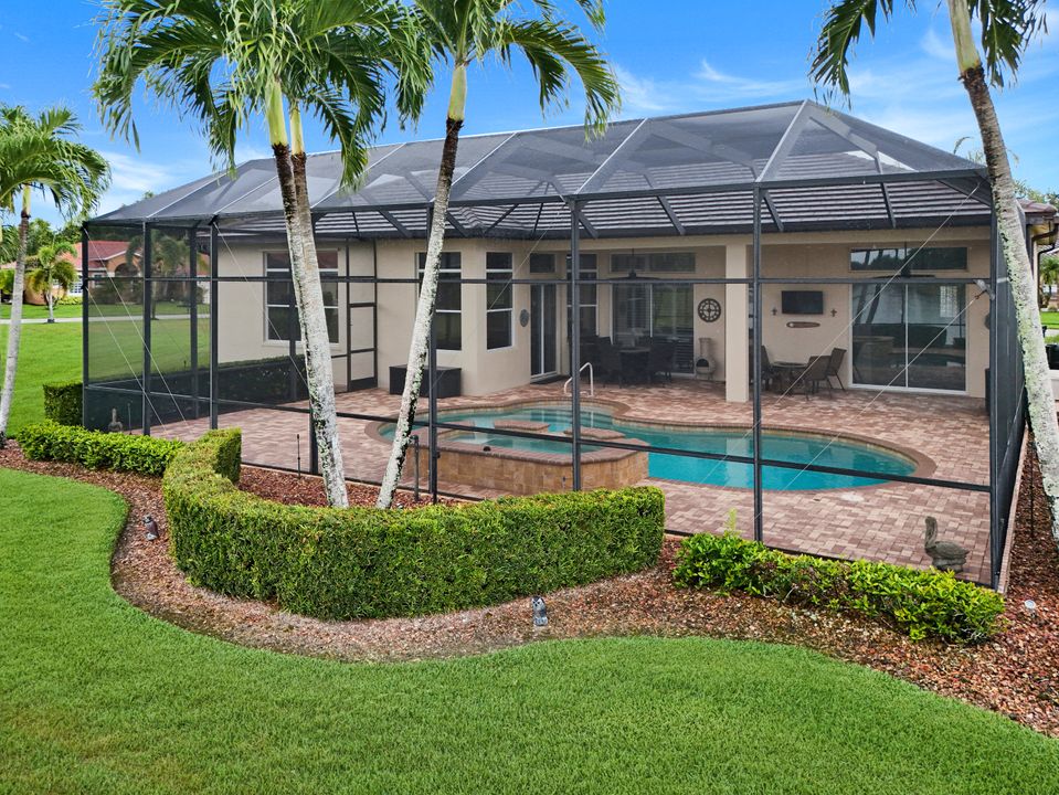 3201 Brookeview Ct, Naples, FL 34120