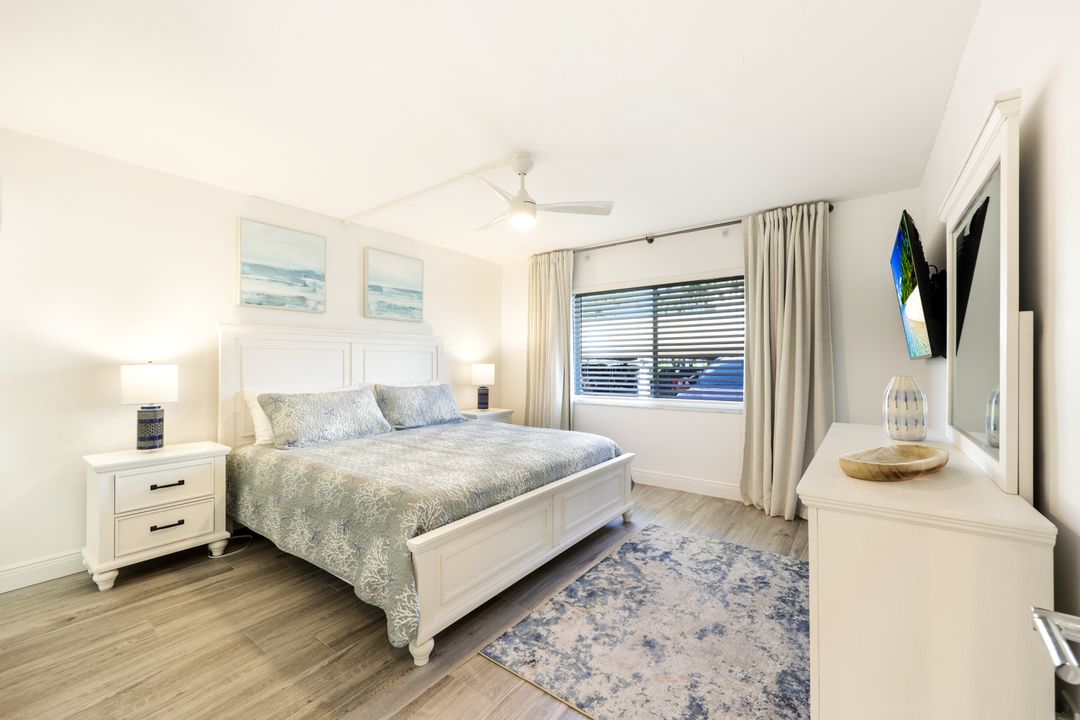 3200 Gulf Shore Blvd N #112, Naples, FL 34103