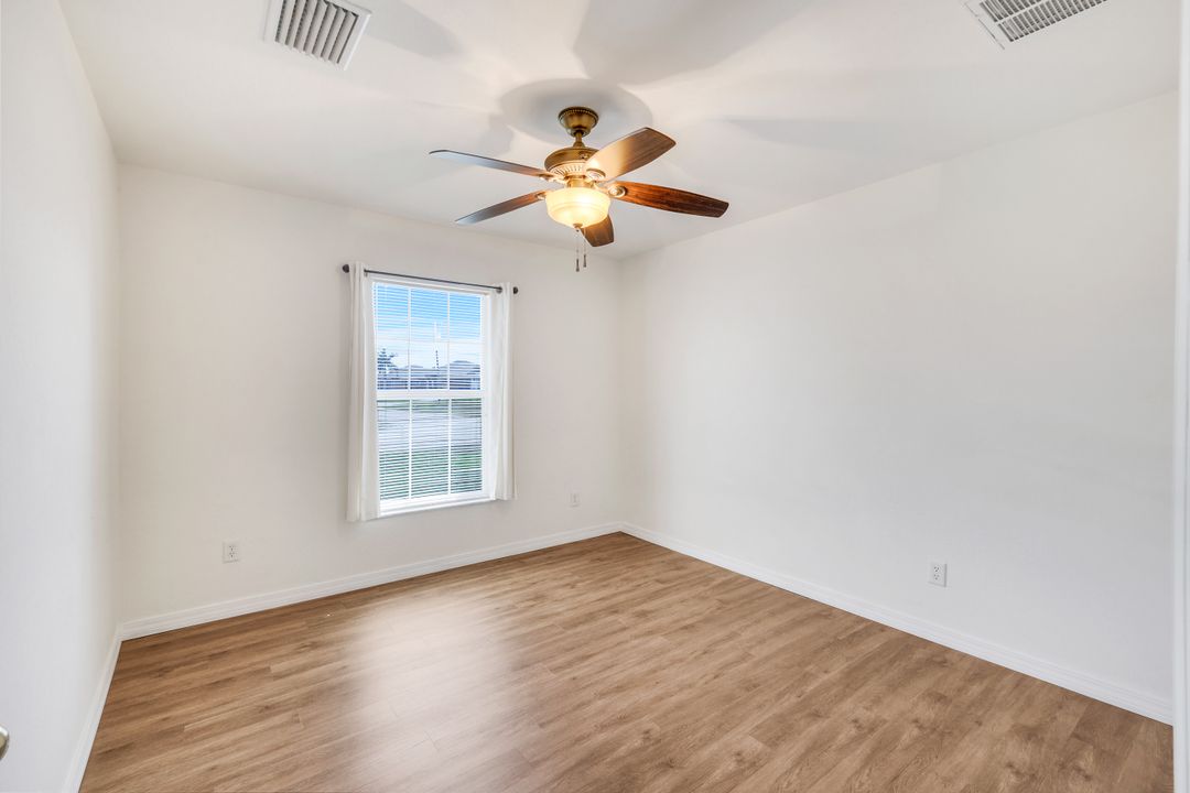 1207 NW 15th Terrace, Cape Coral, FL 33993