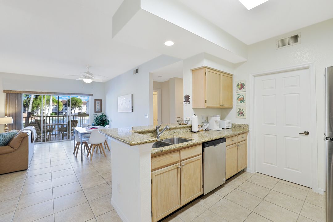 4610 St Croix Ln #1027, Naples, FL 34109