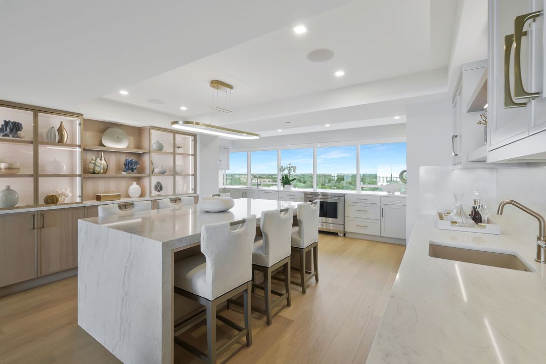 6825 Grenadier Blvd #1103, Naples, FL 34108