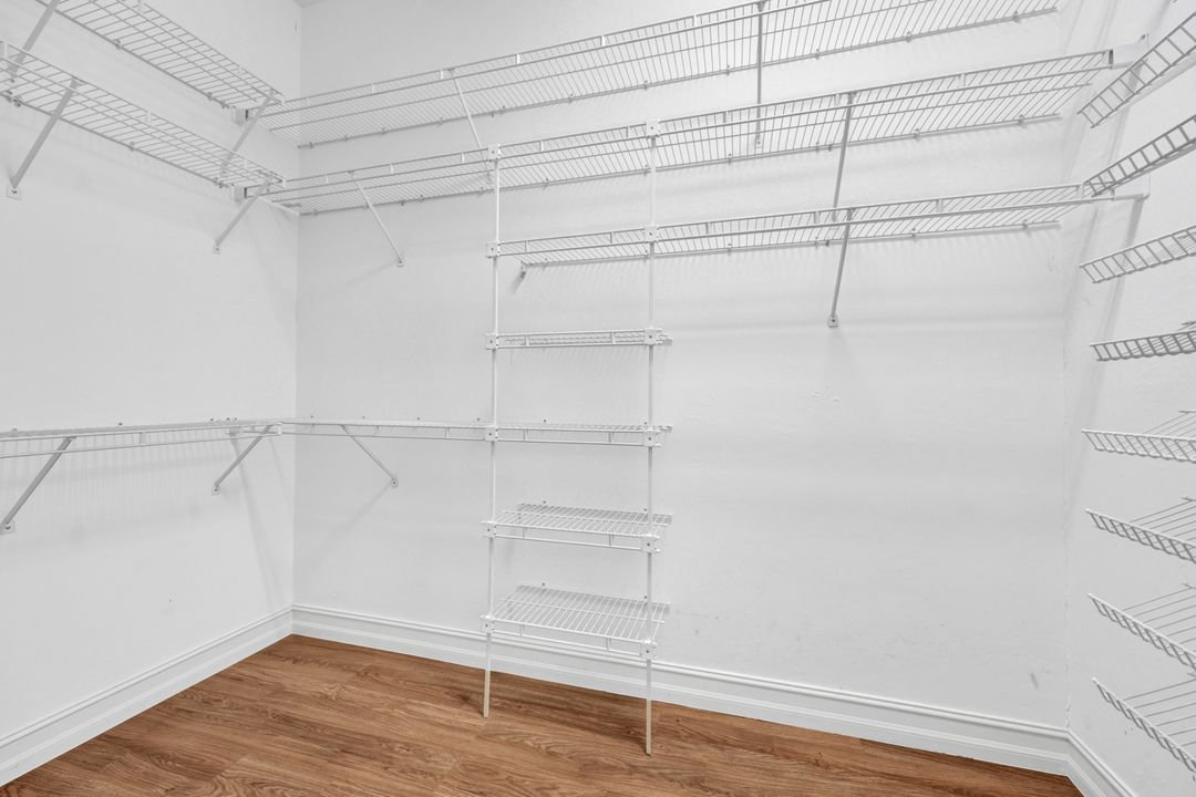 440 Henley Dr, Naples, FL 34104