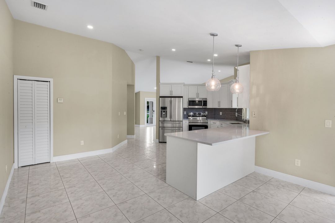 1795 Desoto Blvd S, Naples, FL 34117