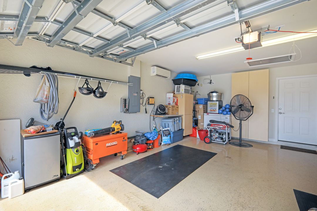 28529 Hammerhead Ln, Bonita Springs, FL 34135