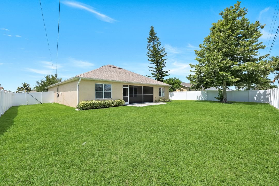 143 SW 29th St, Cape Coral, FL 33914