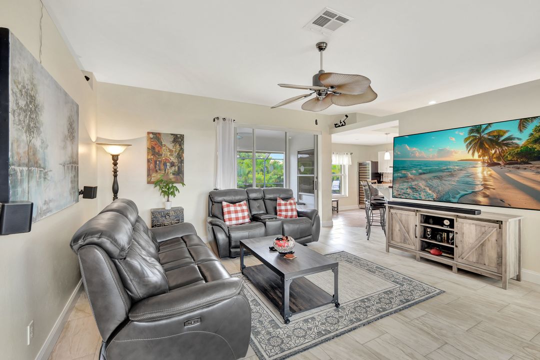 831 SW 17th Terrace, Cape Coral, FL 33991