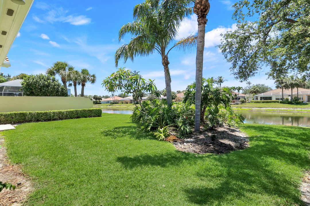 4479 Prescott Ln, Naples, FL 34119