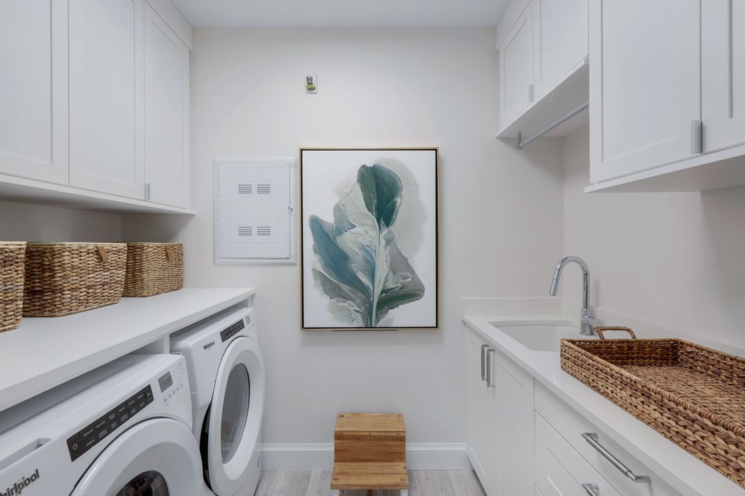 1111 Central Ave #514, Naples, FL 34102