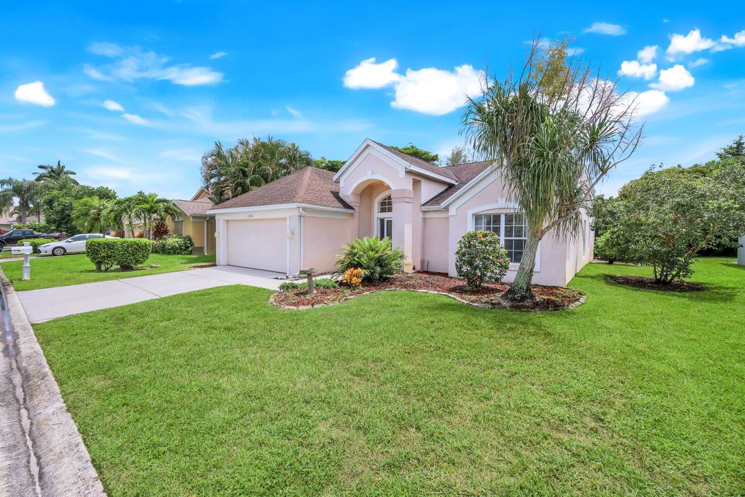 13274 Highland Chase Pl, Fort Myers, FL 33913