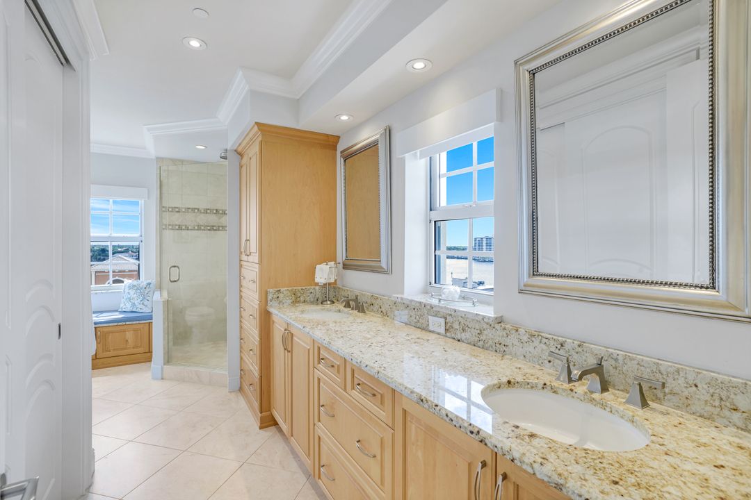 9577 Gulf Shore Dr #801, Naples, FL 34108