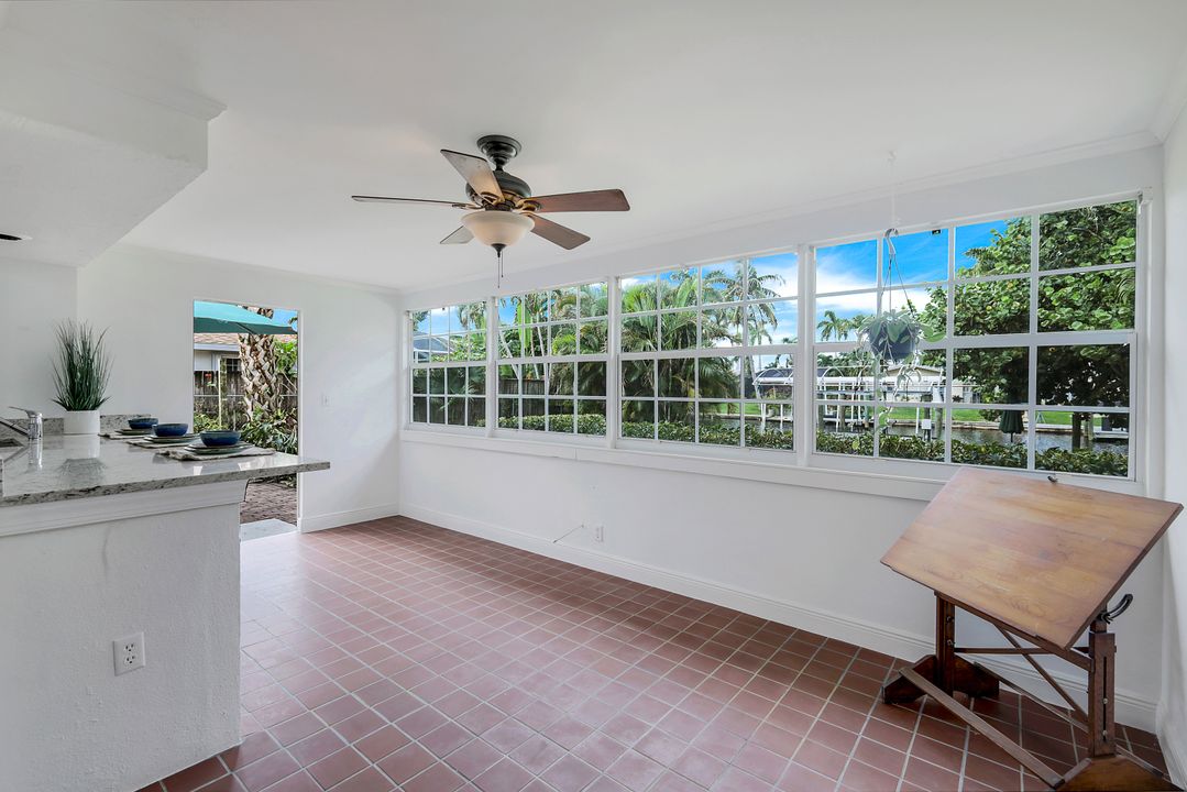 5330 Cocoa Ct, Cape Coral, FL 33904