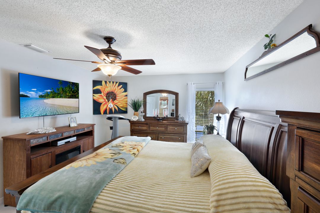 4251 Island Cir #3, Fort Myers, FL 33919