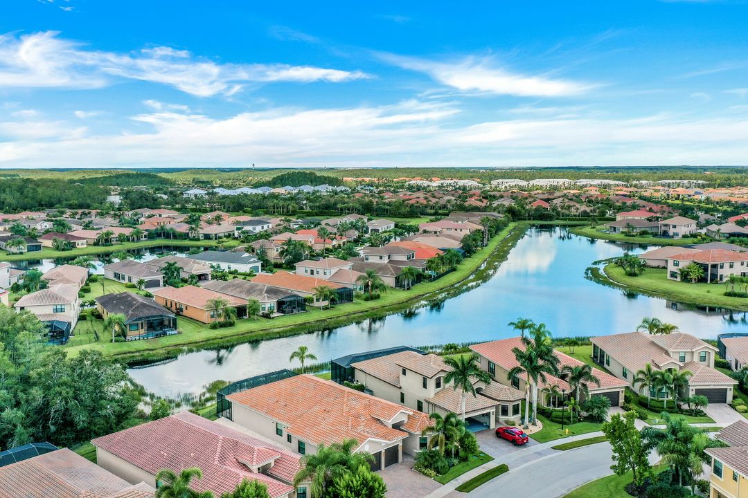 11532 Stonecreek Cir, Fort Myers, FL 33913