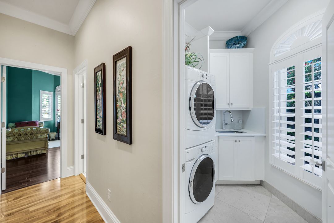 15248 Devon Green Ln, Naples, FL 34110