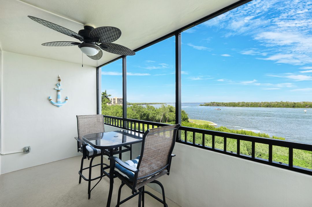 4223 Bay Beach Ln  #2D, Fort Myers Beach, FL 33931