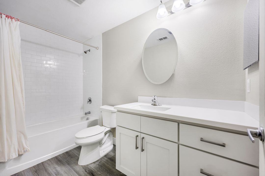 17420 Birchwood Ln #2, Fort Myers, FL 33908