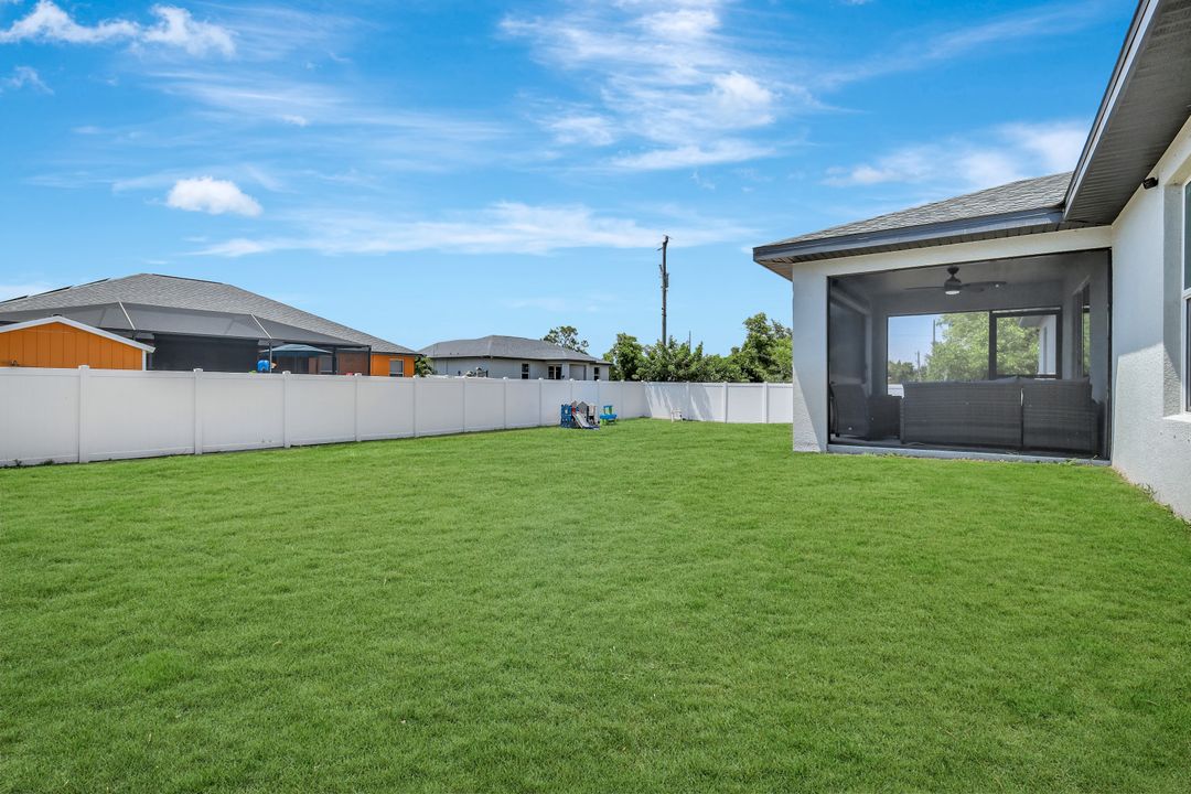 2612 NE 5th Ave, Cape Coral, FL 33909