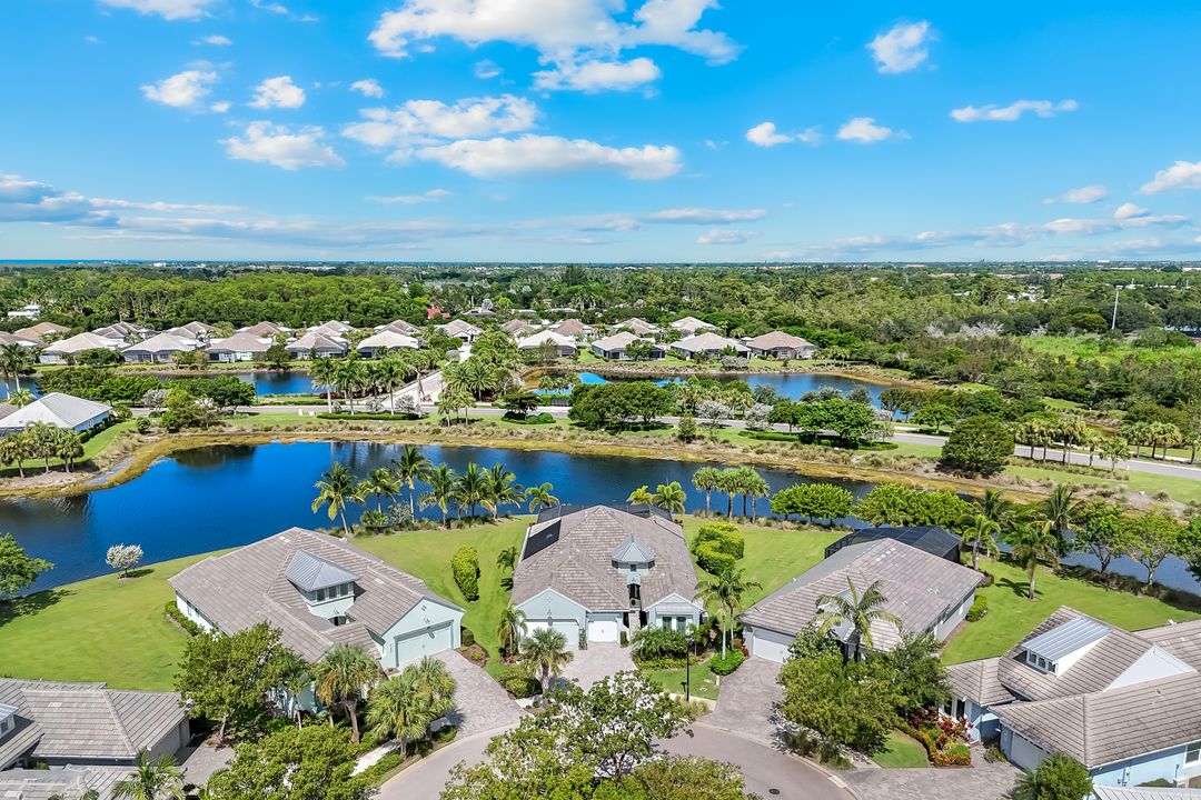 5798 Anegada Dr, Naples, FL 34113