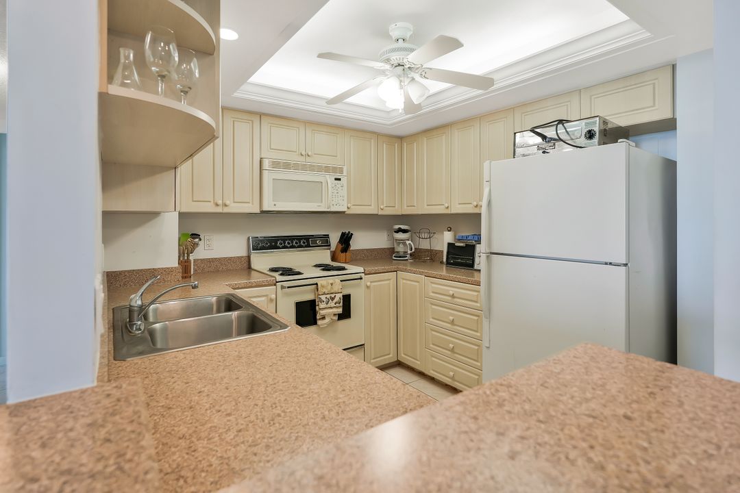 380 Seaview Ct #1910, Marco Island, FL 34145