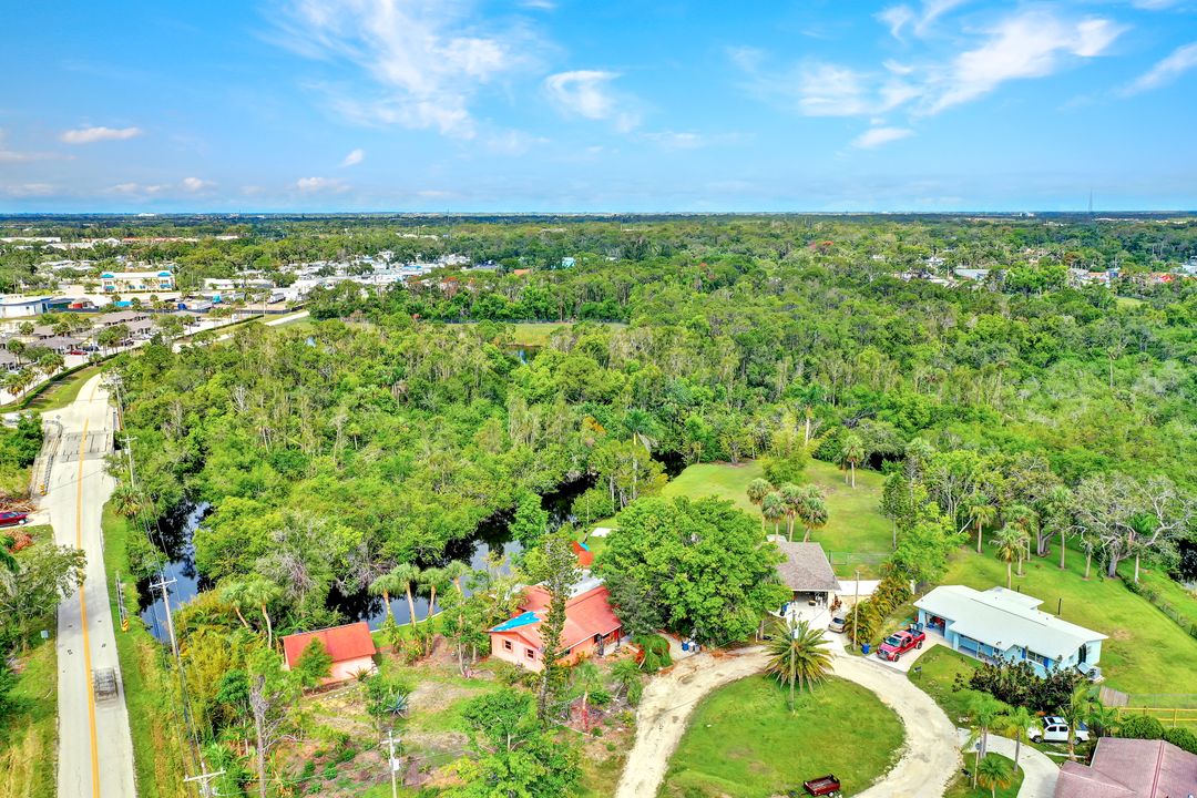 118 Brooks Rd, North Fort Myers, FL 33917
