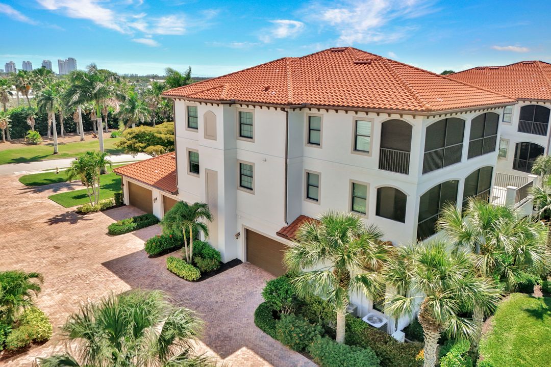 4560 Colony Villas Dr #1701, Bonita Springs, FL 34134