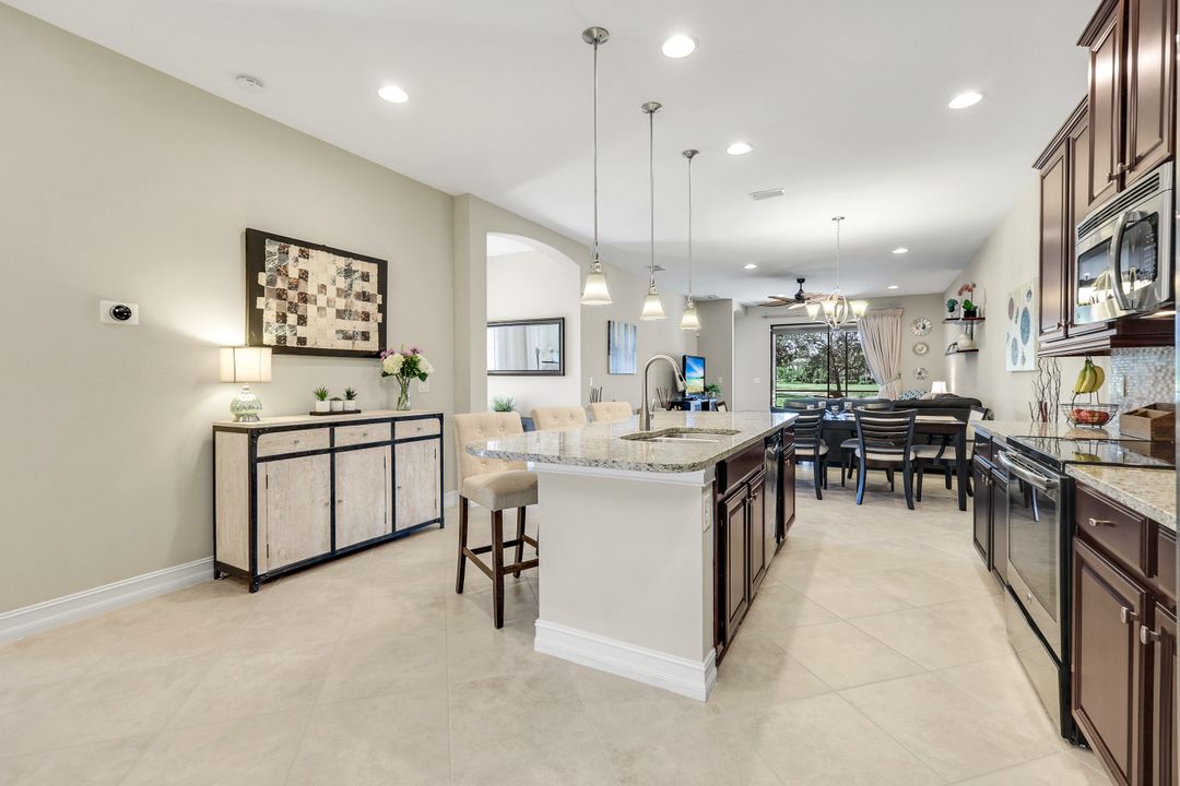 11087 St. Roman Way, Bonita Springs, FL 34135