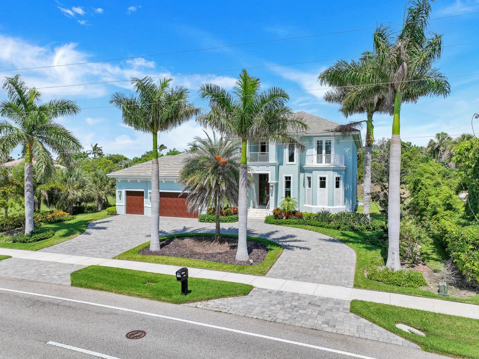 671 S Barfield Dr, Marco Island, FL 34145
