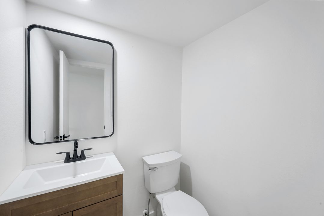 5567 Malt Dr #1, Fort Myers, FL 33907