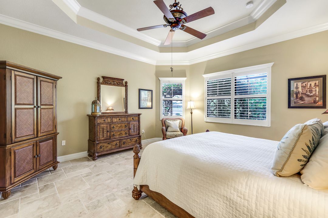 3917 Glacier Ct, Naples, FL 34119