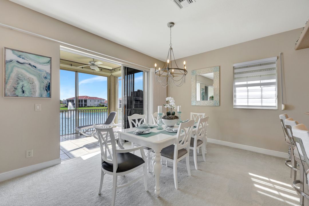 689 Vintage Reserve Cir #15D, Naples, FL 34119