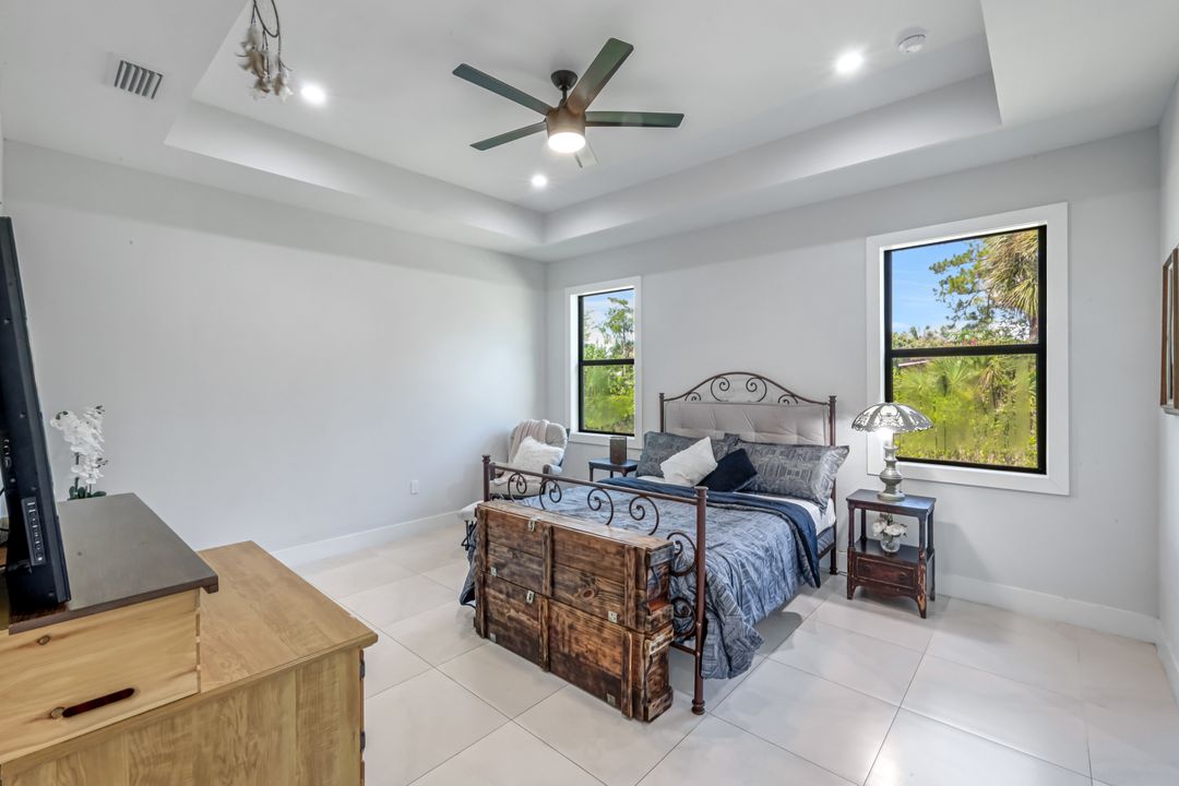 2682 4th Ave SE, Naples, FL 34117