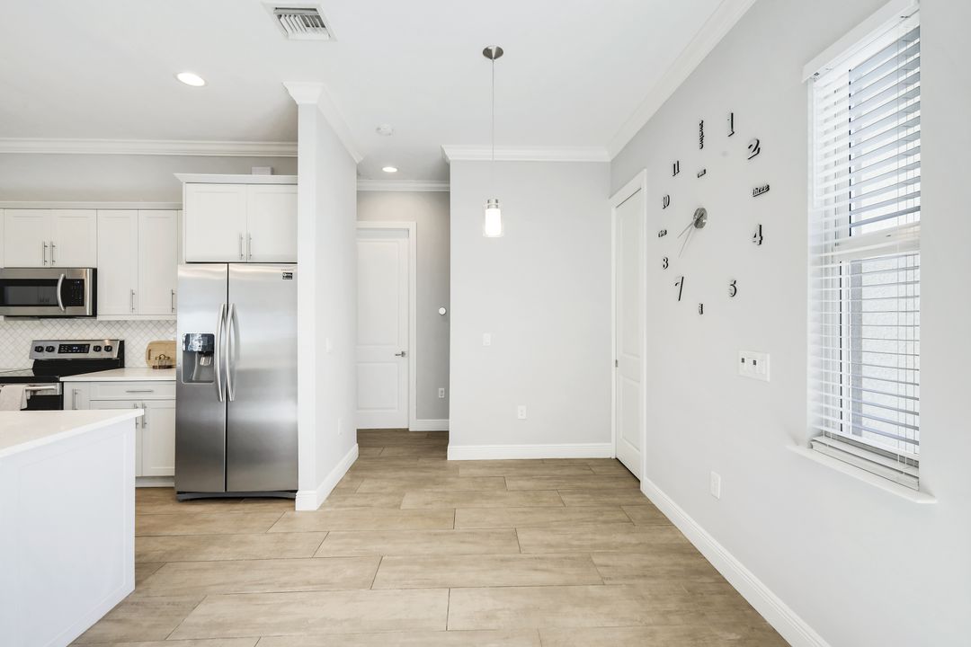 3625 26th Ave SE, Naples, FL 34117