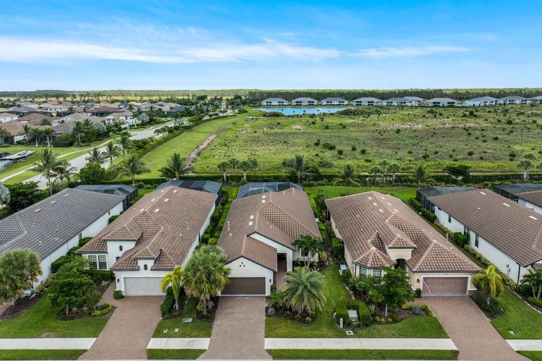 11720 Canal Grande Dr, Fort Myers, FL 33913