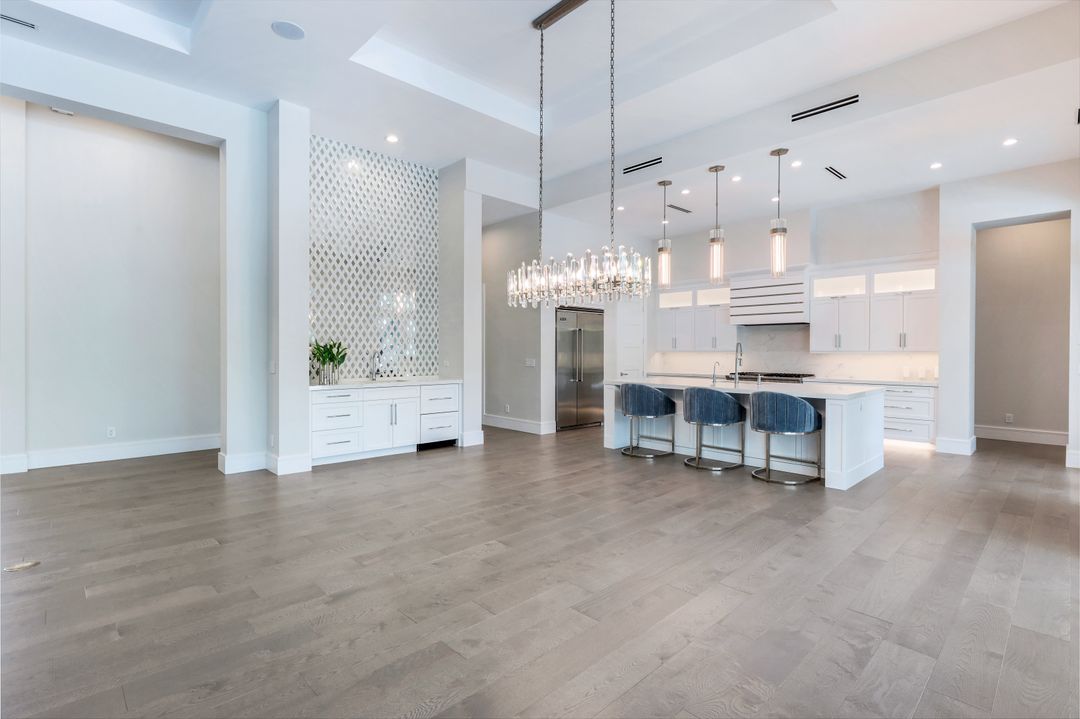 569 Neapolitan Way, Naples, FL 34103