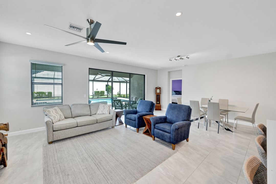 18298 Ridgeline Dr, Estero, FL 33928